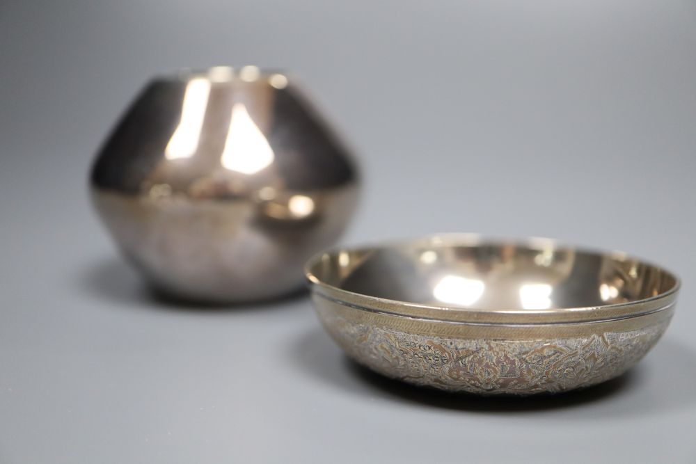 A small Persian white metal dish with inset coin, 67mm, a sterling small vase and a modern silver photograph frame.